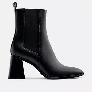 Zara Geometrical Heel Ankle Boots